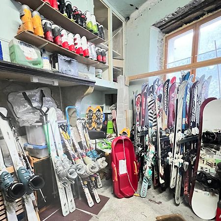 L'Astazou "Pret Gracieux Du Materiel De Ski" Au Studio Appartement Luz-Saint-Sauveur Buitenkant foto